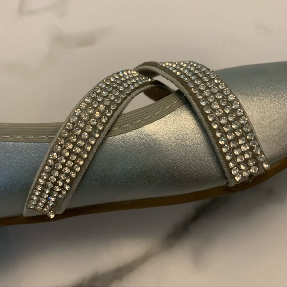 Taxi Girl silver dress shoes size 1 - Picture 4 of 4